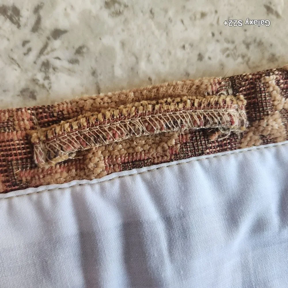 2 Croscill Classic Home convertible valances Use pole pockets or tabs 52x16